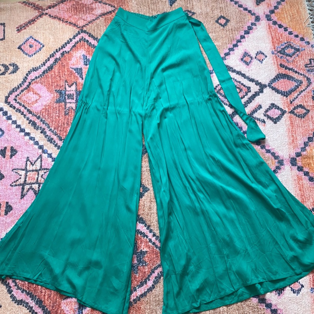 ModCloth Wide Leg pants